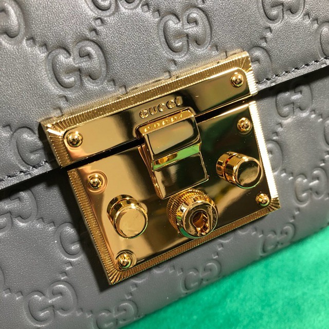 Gucci經典款女包 409487 古馳經典款 灰色壓花全皮 GG鎖扣包 Gucci鏈條肩背斜挎包  gqy2633